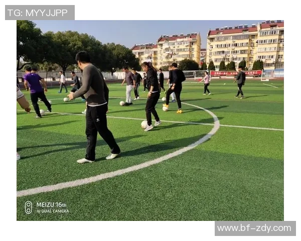 陈军独家分享足球心得与技巧助你提升球技的秘诀与经验分享 陈军独家分享足球心得与技巧助你提升球技的秘诀与经验分享