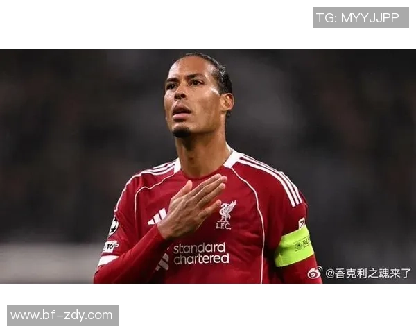 不吃牌的足球明星揭秘他们如何在赛场上保持冷静与高效表现